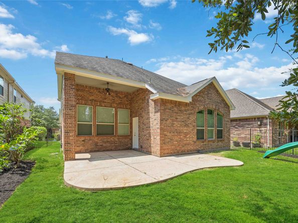 34 Wood Drake Place, Tomball TX 77375