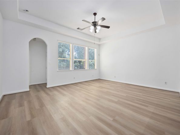 34 Wood Drake Place, Tomball TX 77375