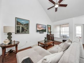 2400 Mccue Road 424, Houston TX 77056