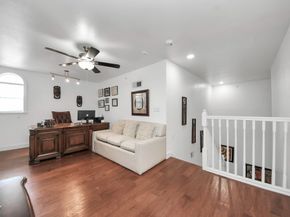 2400 Mccue Road 424, Houston TX 77056