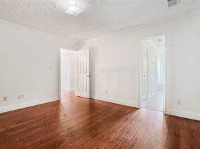 8502 DETROIT Street D, Houston TX 77017