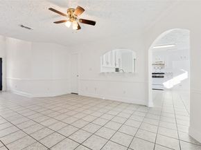 8502 DETROIT Street D, Houston TX 77017
