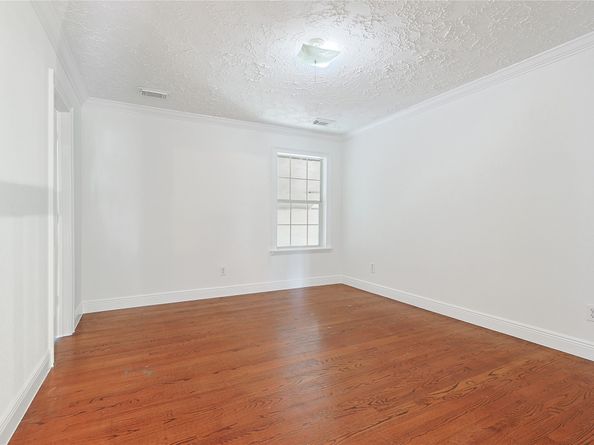 8502 DETROIT Street D, Houston TX 77017