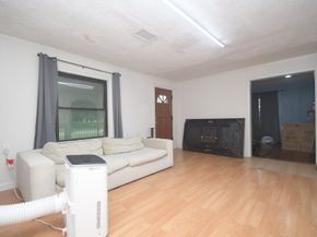 283 Turner Drive, Houston TX 77076