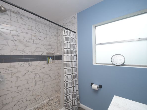 283 Turner Drive, Houston TX 77076