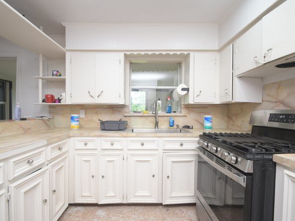 283 Turner Drive, Houston TX 77076