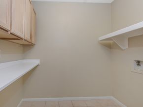 48 W New Avery Place, The Woodlands TX 77382