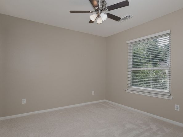48 W New Avery Place, The Woodlands TX 77382