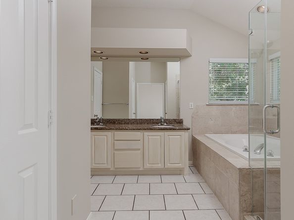 48 W New Avery Place, The Woodlands TX 77382