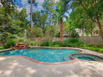 48 W New Avery Place