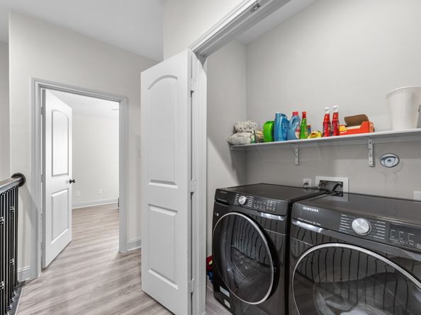 910 Mansfield Street, Houston TX 77091