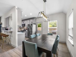 910 Mansfield Street, Houston TX 77091