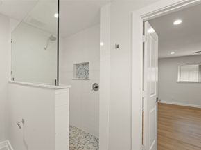 10503 Timberoak Drive, Houston TX 77043