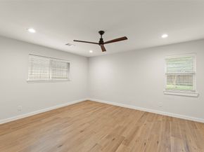 10503 Timberoak Drive, Houston TX 77043