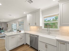 10503 Timberoak Drive, Houston TX 77043