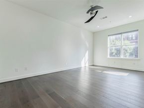 300 St Joseph Parkway 112, Houston TX 77002
