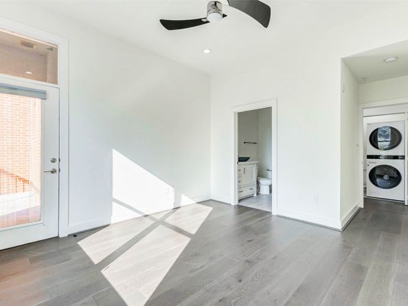 300 St Joseph Parkway 112, Houston TX 77002