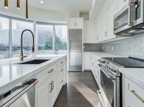 300 St Joseph Parkway 112, Houston TX 77002