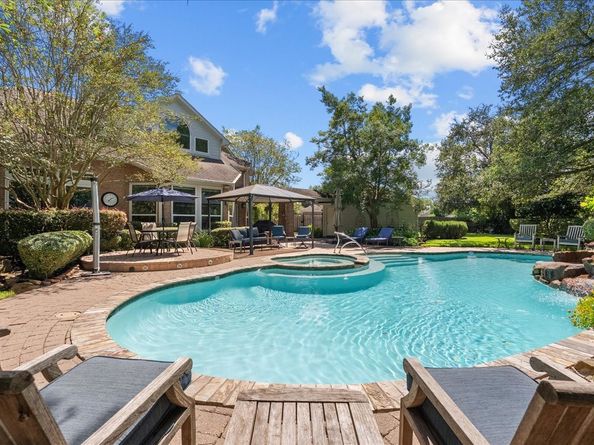3102 Bay Ridge Court, Friendswood TX 77546