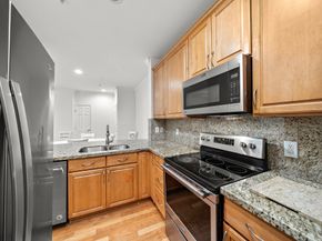 2400 Mccue Road 305, Houston TX 77056