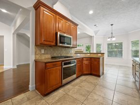1743 Hill Top Lane, Kingwood TX 77339