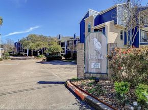 18519 Egret Bay Boulevard 1604, Webster TX 77058