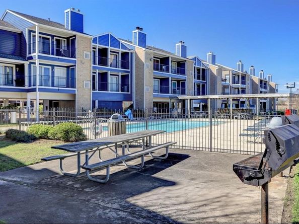 18519 Egret Bay Boulevard 1604, Webster TX 77058