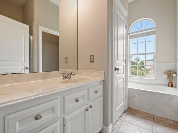 4306 Ennis Street, Houston TX 77004