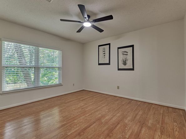 71 Breezy Point Place, Spring TX 77381