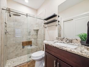 209 Burr Street D, Houston TX 77011