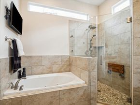 209 Burr Street D, Houston TX 77011