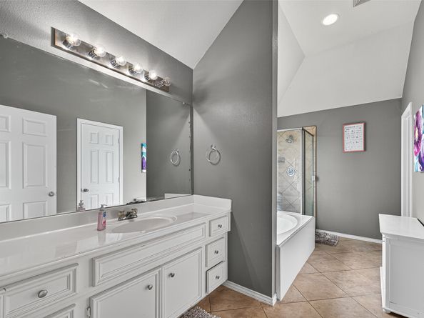 15826 Lost Anchor Way Lane, Houston TX 77044