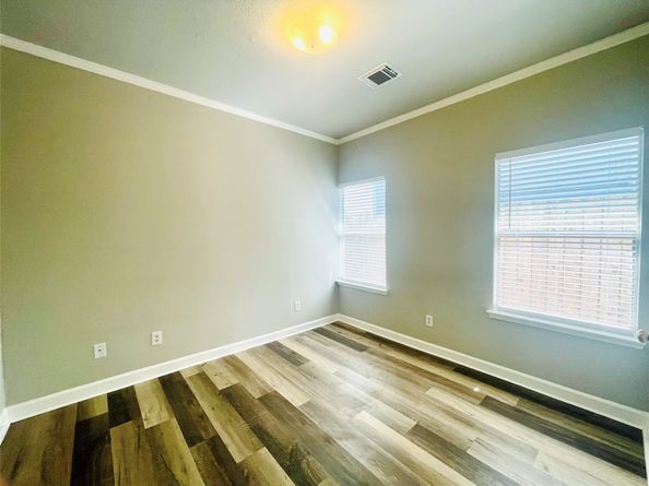 1525 Francis Street, Houston TX 77004
