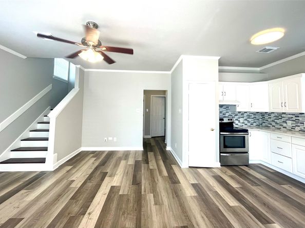 1525 Francis Street, Houston TX 77004
