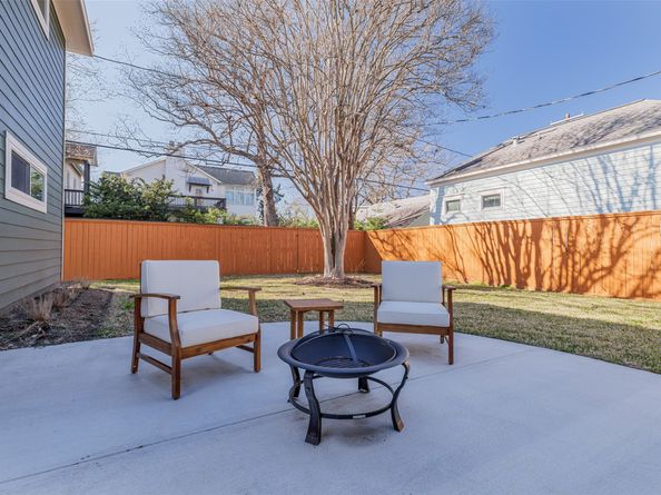 1535 Rutland Street, Houston TX 77008