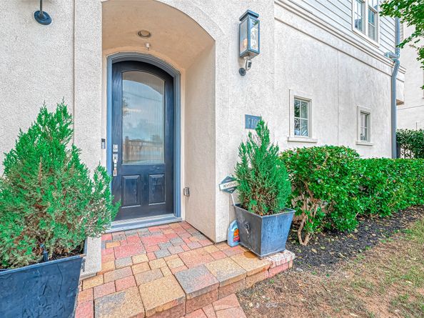 5101 Allen Street, Houston TX 77007