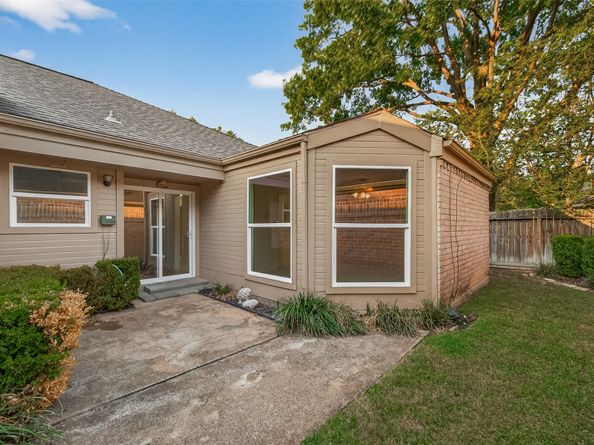 2211 Briarwest Boulevard, Houston TX 77077