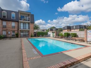 2400 N Braeswood Boulevard 220, Houston TX 77030