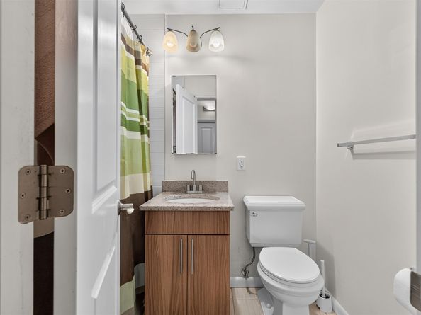 227 Christopher Columbus Dr 212B, Jersey City NJ 07302