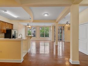 3 Greenwich Dr 85, Jersey City NJ 07305