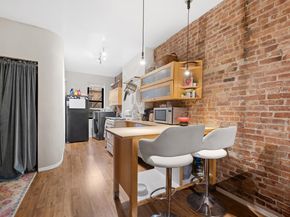 167 Christopher Columbus Dr 3R, Jersey City NJ 07302