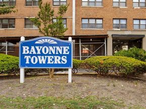 1225 Kennedy Blvd 2F, Bayonne NJ 07002