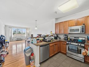 15 Enterprise Ct 105, Jersey City NJ 07305