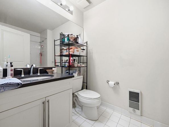 15 Enterprise Ct 105, Jersey City NJ 07305