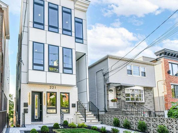 221 Columbia Ave 1, Jersey City NJ 07307
