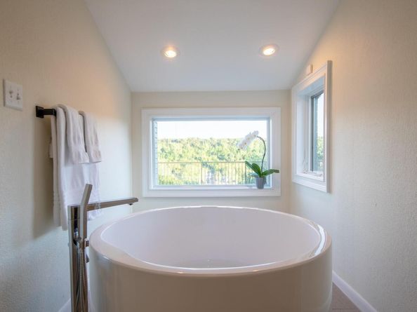 3401 Beartree CIR, Austin TX 78730