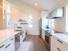 3401 Beartree CIR, Austin TX 78730