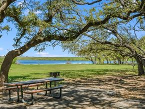 881 Prominence WAY, Leander TX 78641