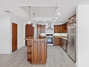 1812 West Ave 306, Austin TX 78701