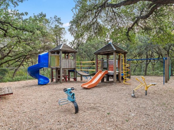 5913 N West PL, Austin TX 78731